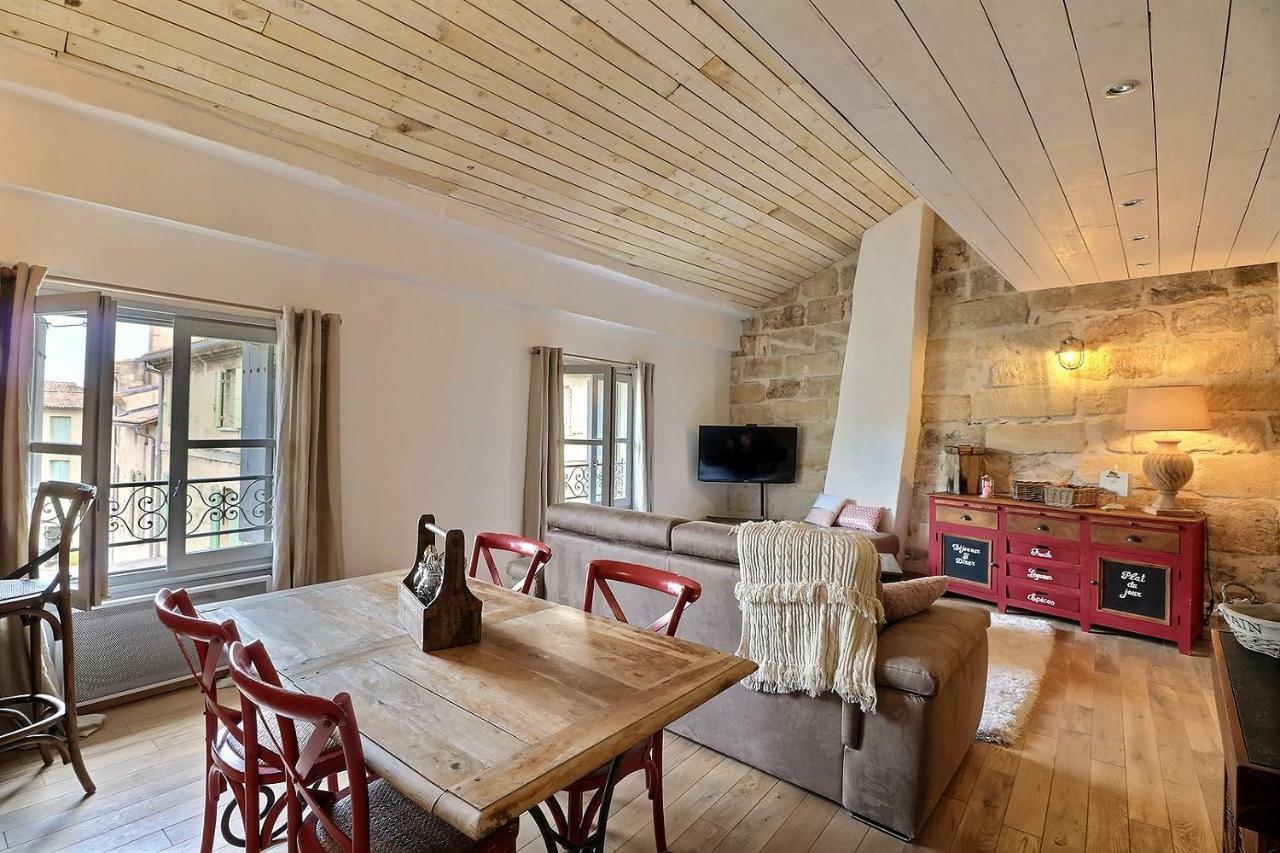 Duplex Centre Historique Uzes Apartment Bagian luar foto